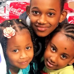 Meet your Posher, Tabotie